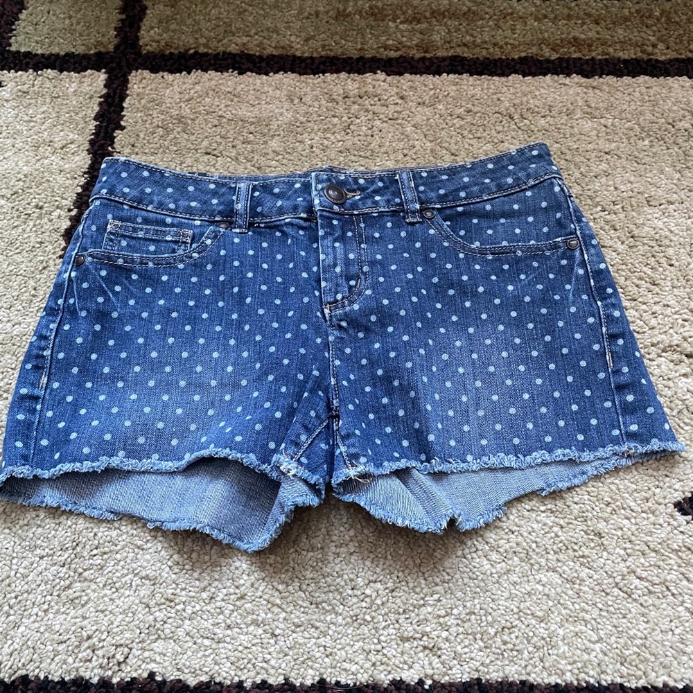 Lauren Conrad polka dot jean shorts size 6